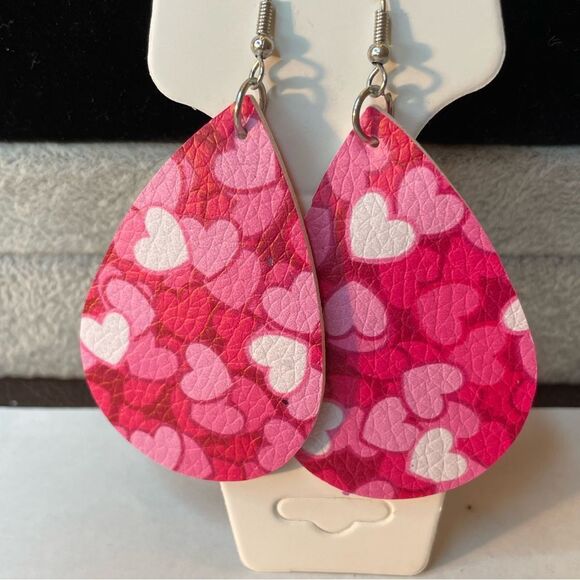 VALENTINE EARRINGS 2/$15 - Picture 3 of 7